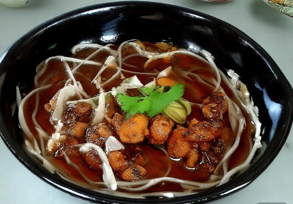 英超对决：利兹联埃兰路球场点燃保级斗志，迎战豪门切尔西